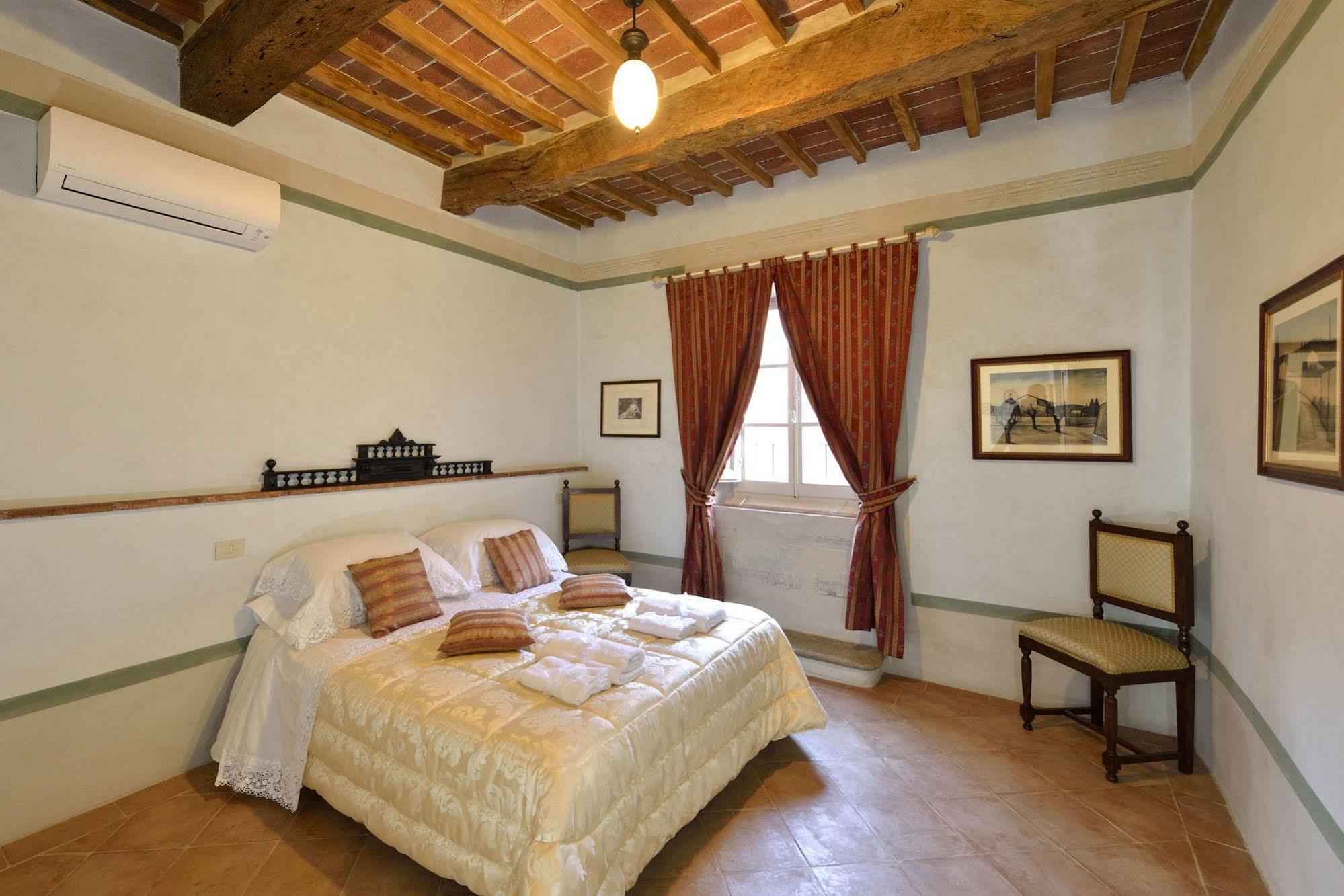 Palazzo Mosela Alla Porta มอนติปุลเชียโน ภายนอก รูปภาพ